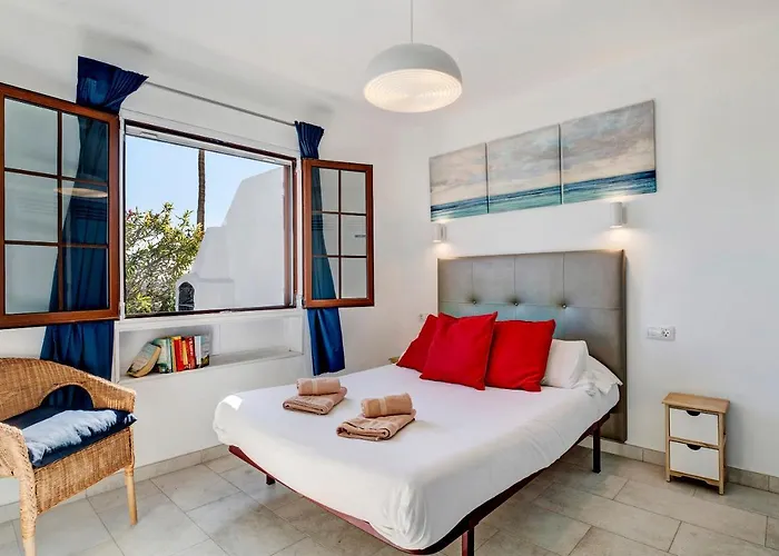 Puerto Chico Q بلايا بلانكا