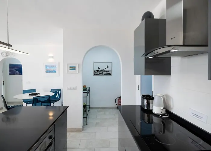 Puerto Chico Q * بلايا بلانكا